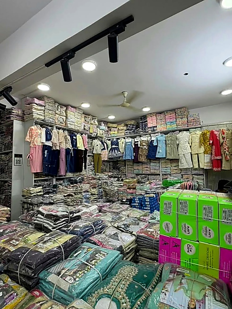 AT SELECTION Fresh Set Bundles & Packaging